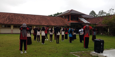 Kegiatan Senam Bersama Setiap Hari Selasa